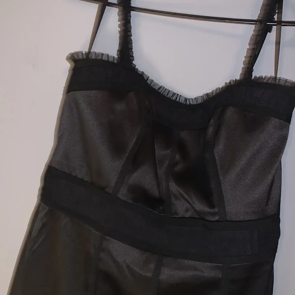 TAHARI BLACK DRESS - Picture 2 of 4